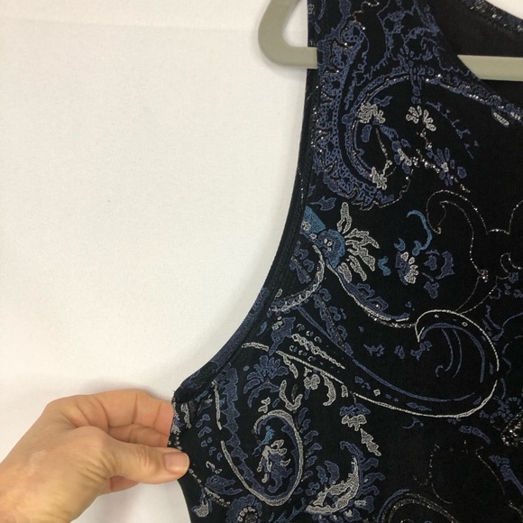 Chico’s Travelers Tank Top Sleeveless Blue Silver Paisley Sleeveless - Picture 3 of 7